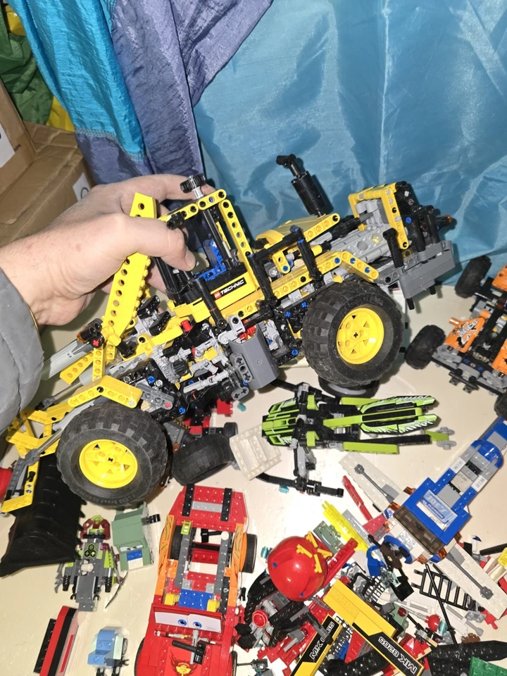 LEGO Technic 8265 Front Loader, foto 4 di 5