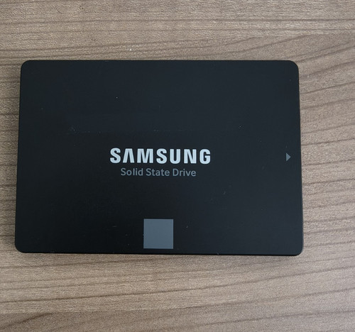 Samsung 870 EVO 1TB SSD – MZ-77E1T0 – SATA 2,5"