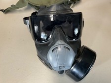 PC 50 avon gas mask , dark glass , with case and extra lens
