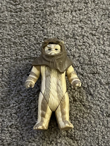 Vintage 1983 Kenner Star Wars Logray Ewok Medicine Man Figure