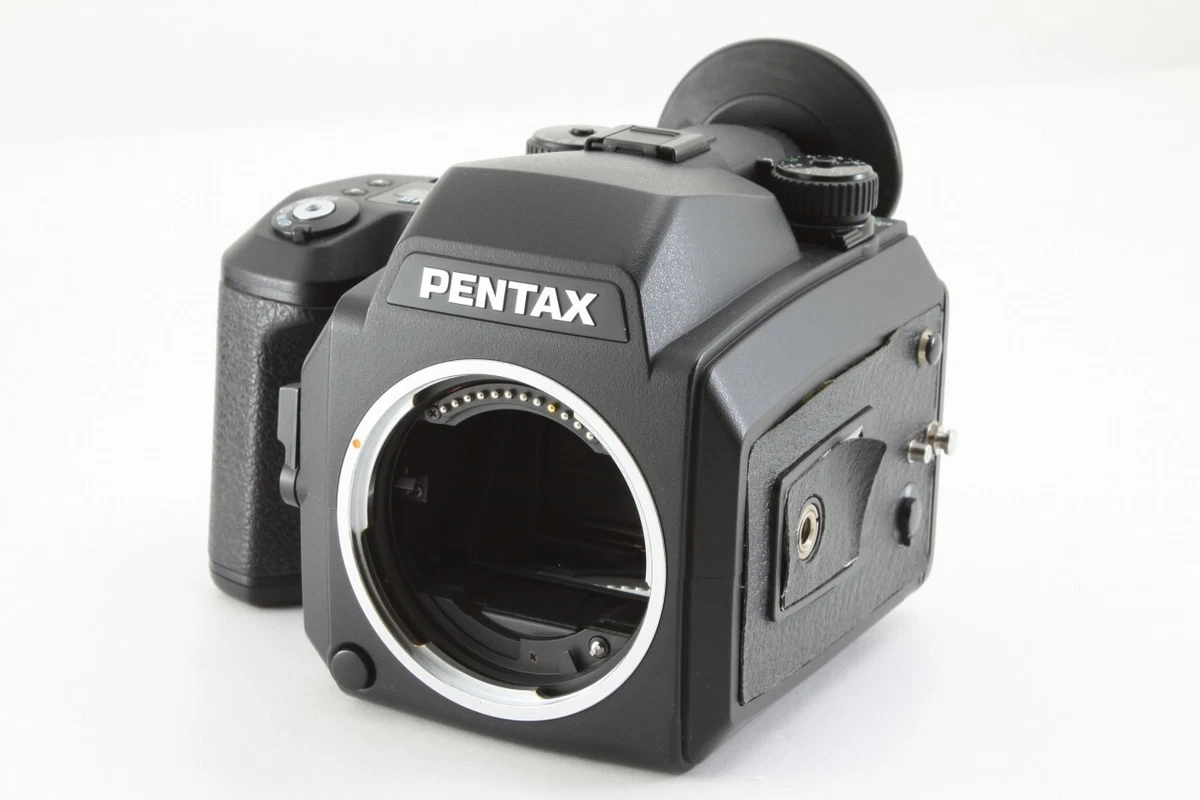 *Excellent* Pentax 645N II Body w/120 & 220 Film Insert from Japan #8818