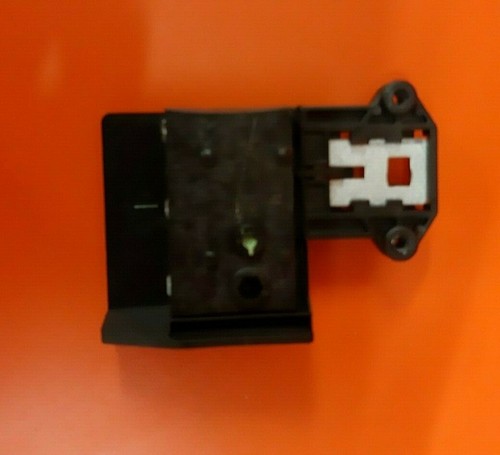 Waschmaschine ZANUSSI ZWF12070W1 Türschloss