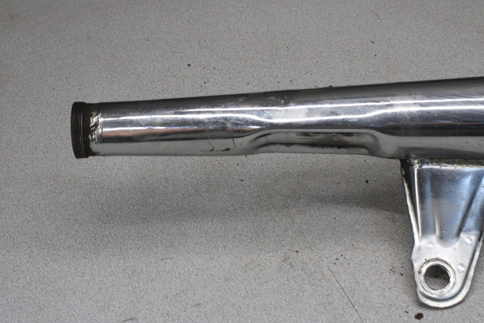 Yamaha CS3 200 1971 silenciador de escape derecho tubo silenciador 4561.SW Foto 2 de 4