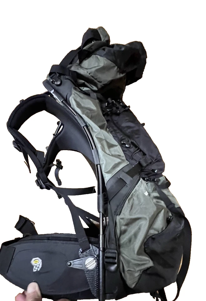 Mochila MOUNTAIN HARDWEAR sistema de montanhismo êxodo cinza 55L mochila - Imagem 4 de 4