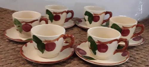 Set of 6 Vtg Franciscan Apple Coffee Tea Cups & Saucers USA 1 Impressed England 