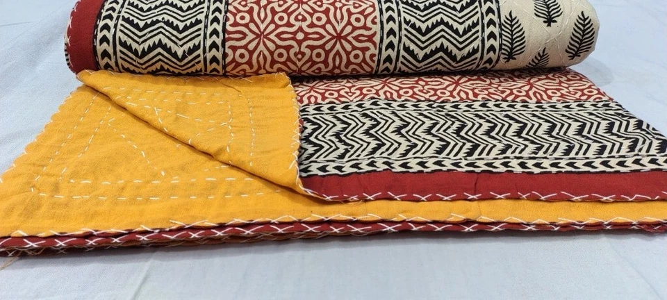 Colcha manta edredón Kantha de algodón tamaño queen con estampado de bloques de mano indio Foto 2 de 4