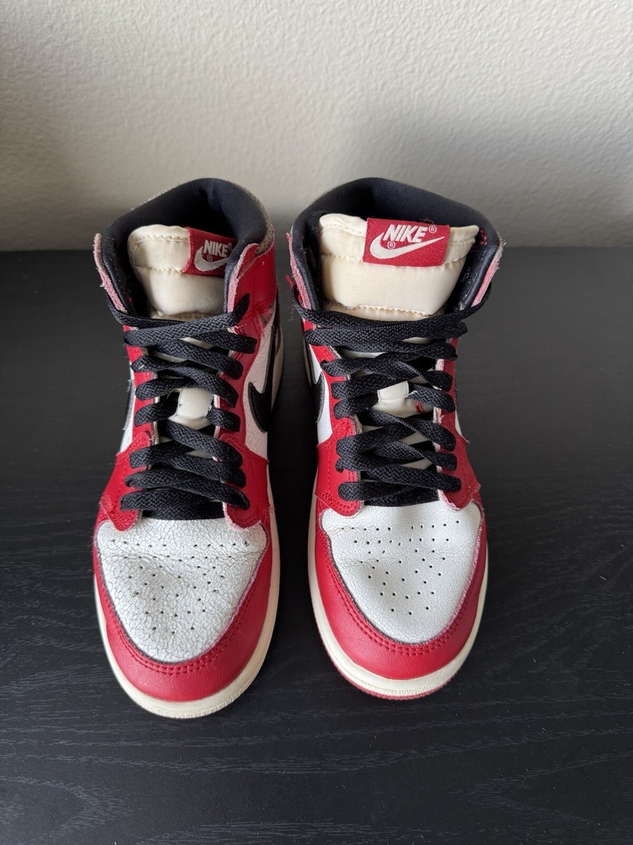 Size 2.5 (PS) - Air Jordan 1 Retro High OG PS Chicago Lost & Found