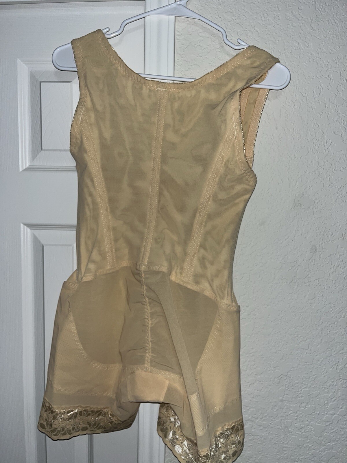 Picture 2 of 5