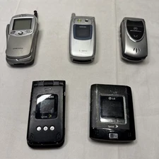 LOT OF 5 - Flip Phones LG Samsung Motorola Unknown Working Condition