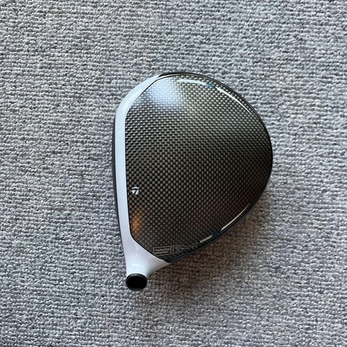 TaylorMade SIM Driver Head 10.5° Carbon Twist Face With Headcover - Picture 2 of 8