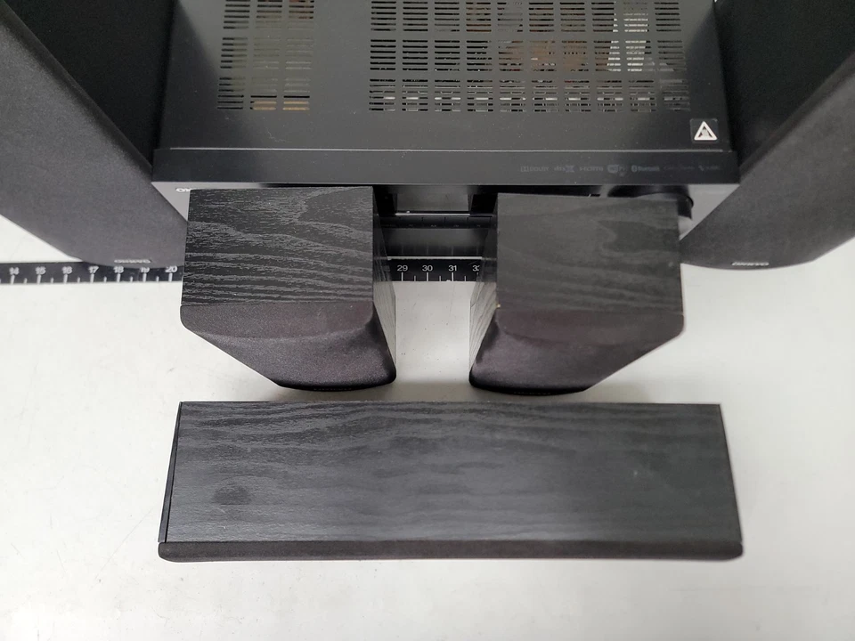 Onkyo HT-R695 5.2 Channel HDMI Bluetooth A/V Home Theater Set - Image 4 of 4