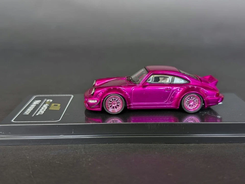 CM-MODEL 1/64 Porsche 964 Widebody rosa metallizzato pressofuso auto usata... - Immagine 3 di 4