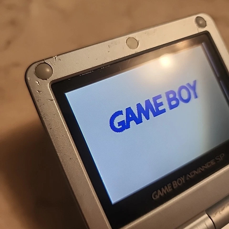 Nintendo Game Boy Advance GBA SP AGS-101 Pearl Blue Console TESTED - Image 4 of 4