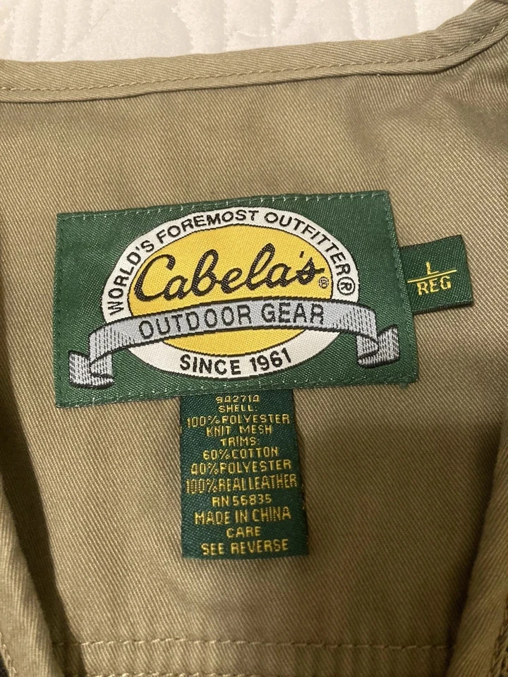 Cabelas Men's Hunting Fishing Vest Leather Mesh Full Zip Sz L - Image 4 of 4