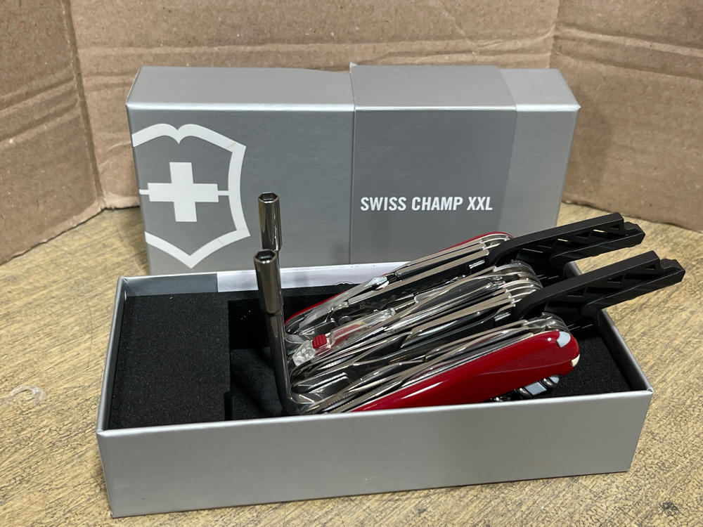 Victorinox Swisschamp Xavt Swiss Champ Xxl Victorinox Swiss Champ