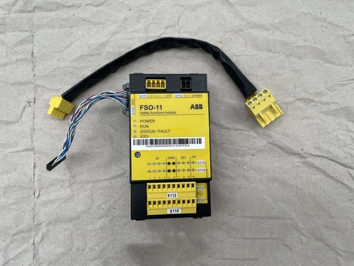 1 Stück gebraucht ACS880/580 Wandler Sicherheitsfunktion Schnittstellenmodul FSO-11