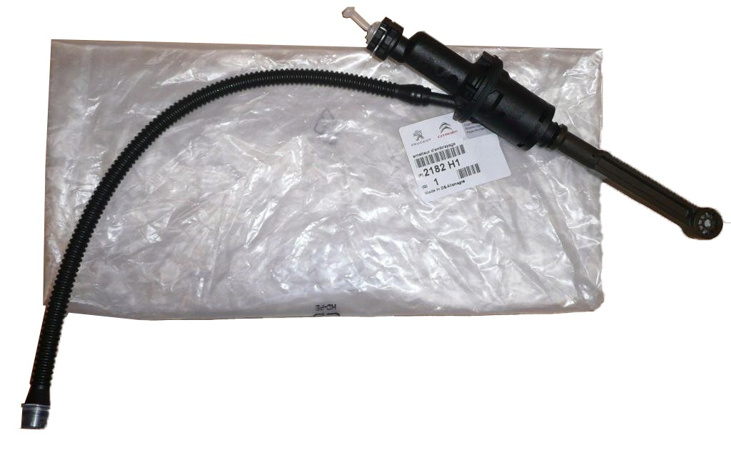 Pédale molle ? Changez le cylindre émetteur d'embrayage de votre Peugeot 5008