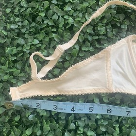 Stunning vintage French designer Aubade reeds & ribbon pattern underwire bra