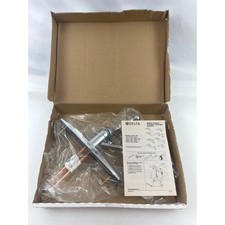 Delta 100LF-WF Single Handle Kitchen Faucet Chrome Finish with Deck Plate NEW