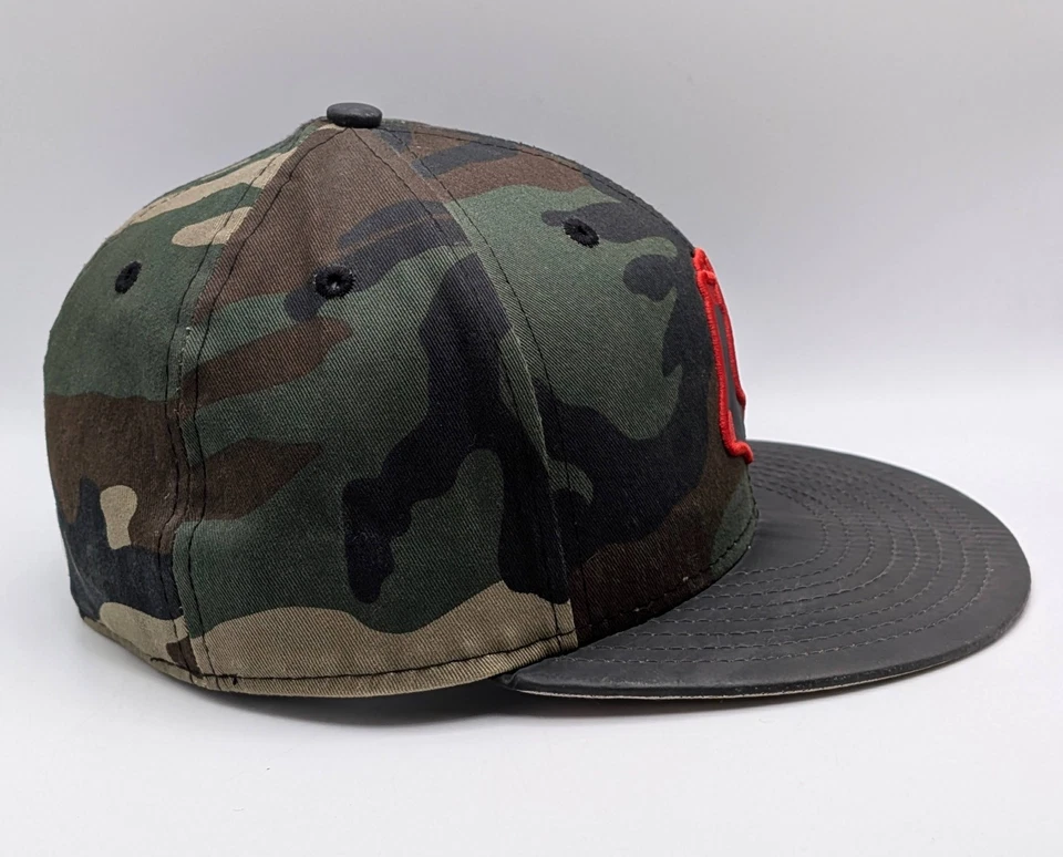 New Era 59Fifty 6 7/8 Camouflage Camo Fitted Hat Cap MLB Boston Red Sox Baseball - Image 3 of 4