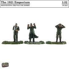   1:32 / 54mm Unimax Toys Forces of Valor WWII German Army POW 3 Figure Lot