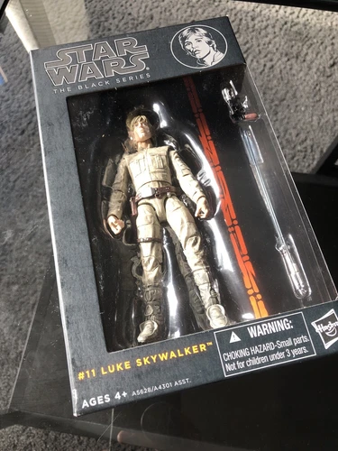 New In Box Star Wars The Black Series Luke Skywalker #11 Figure