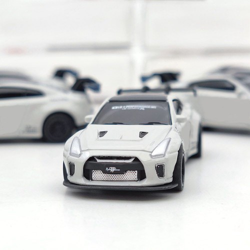 5PCS/10PCS SUM 1/87 Nissan GTR 34 Liberty Walk Diecast Models Toys Collection - Imagen 5 de 14