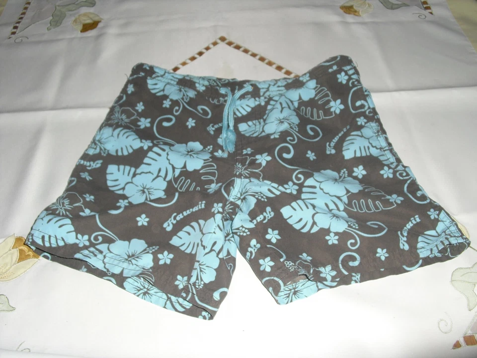 Kindershort Gr 104 - Bild 1 von 1