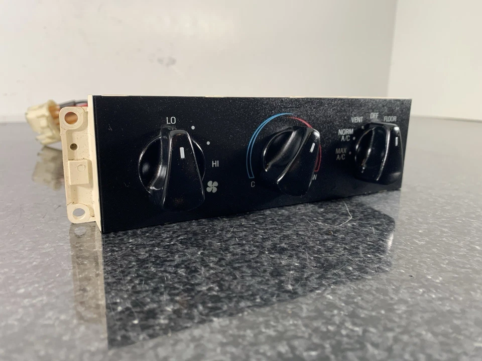 Ford F-150 F-250 F-350 Bronco 1992-1996 calefacción temperatura control de clima con manguera equipo original Foto 3 de 4
