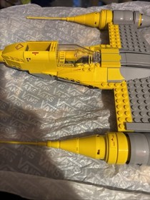 7877 LEGO Star Wars: Naboo Starfighter (Incomplete w/ Minifigs) See Desc.