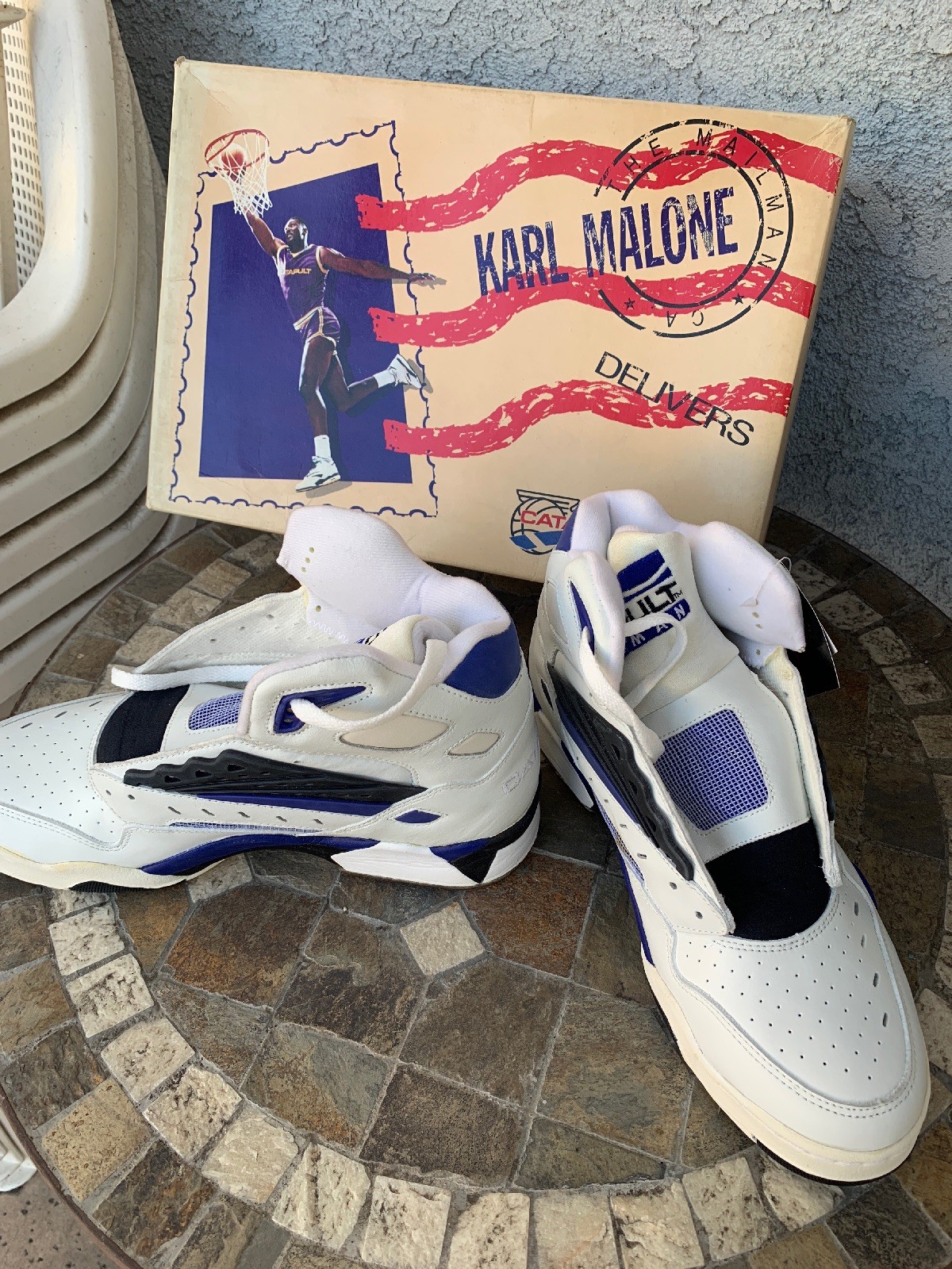 VTG 1991 LA Gear Karl Malone Mailman 