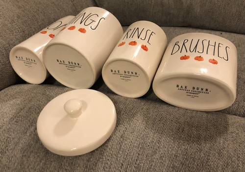 RAE DUNN PUMPKIN BATHROOM SET 4 pieces Fall Halloween 2021 New - Picture 5 of 7