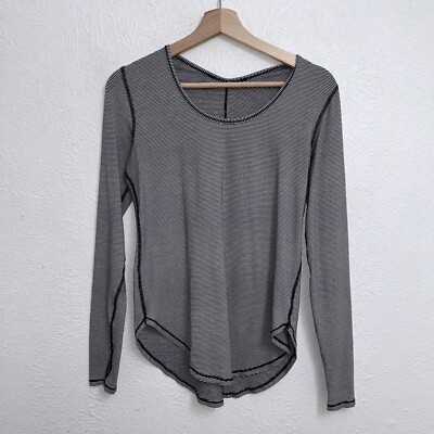 Lululemon Yogini 5 Year T-Shirt Striped Long Sleeve Women s Small