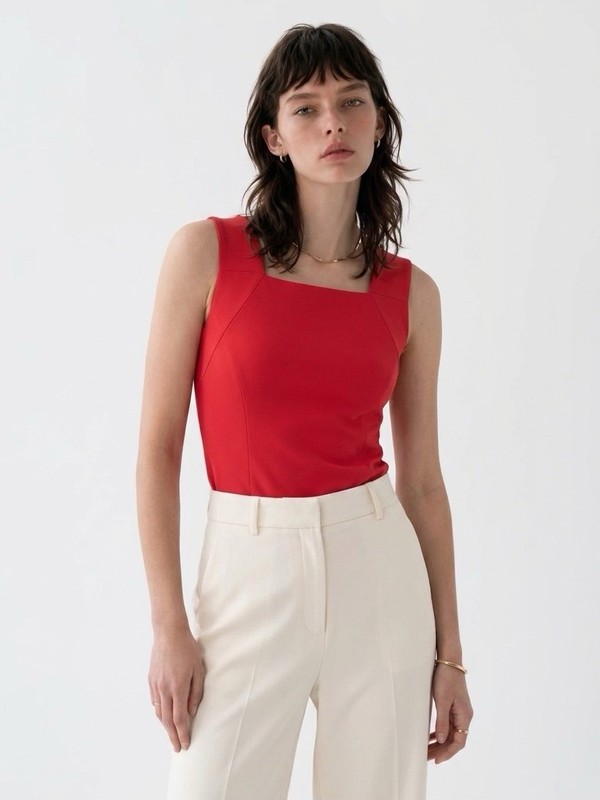 Women's Red Solid Tank Top Square Neck Wide Strap Sleeveless Pullover Size M
