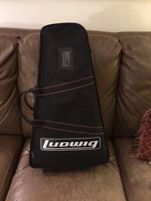 Used Ludwig 32-Key Student Bells Percussion Kit -Fair Condition w/Rolling Case