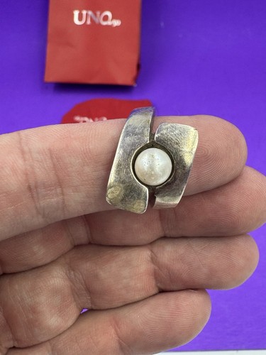 UNO de 50 Large Pearl Silver Ring Size M New With Bag - Picture 1 of 5