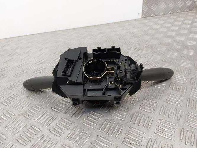 Com (Bloc Contacteur Tournant+Commodo Essuie Glace+Commodo Phare) FIAT PUNTO 2 P - Photo 2/4