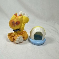 1987 Fisher Price Smooshees Itty Bitty Kitty Cat - Mini Plush Toy w/ Cat House