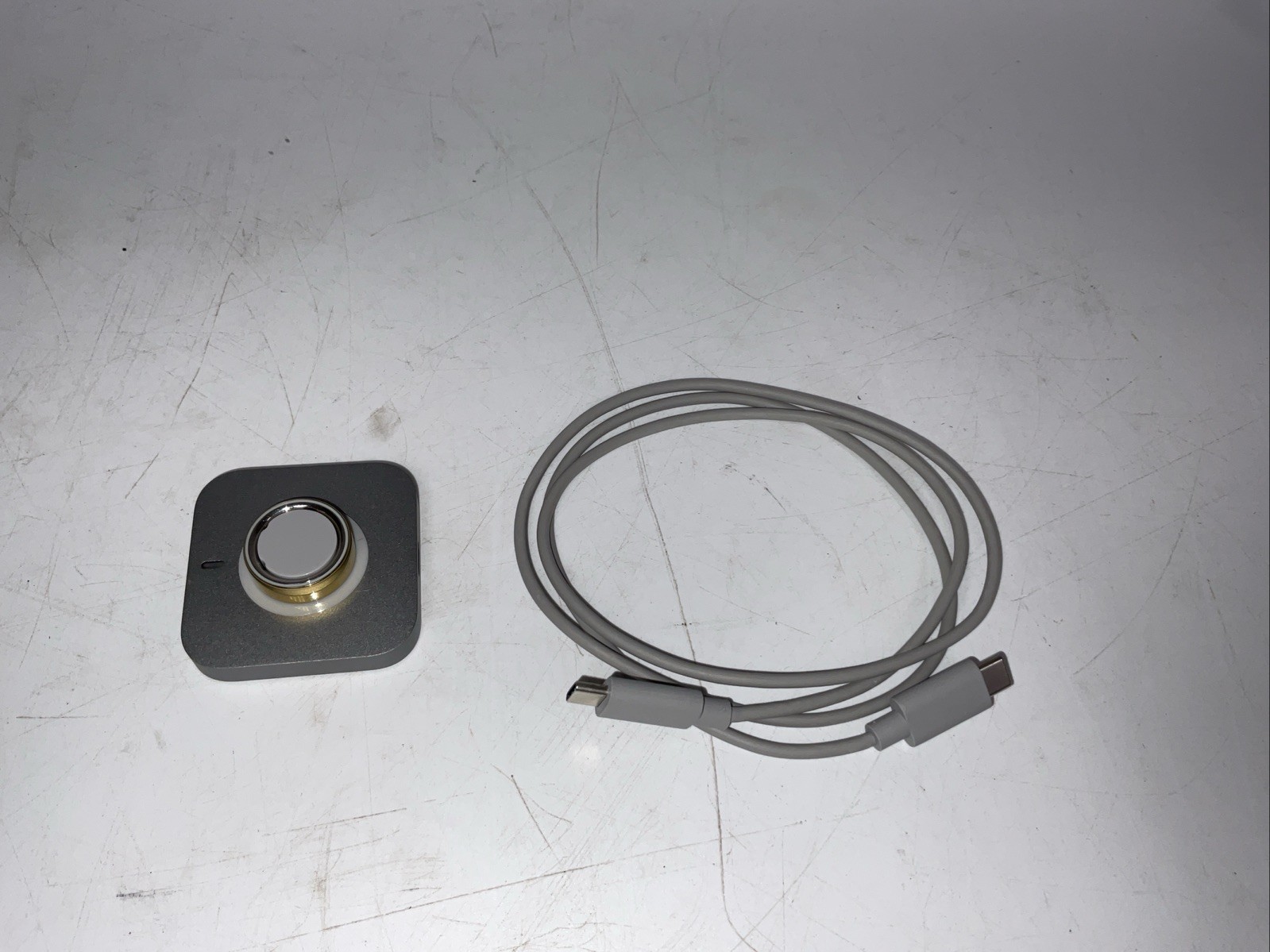 Oura Ring Gen 4 Gold - Size 7 - Smart Ring Activity Tracker - USED