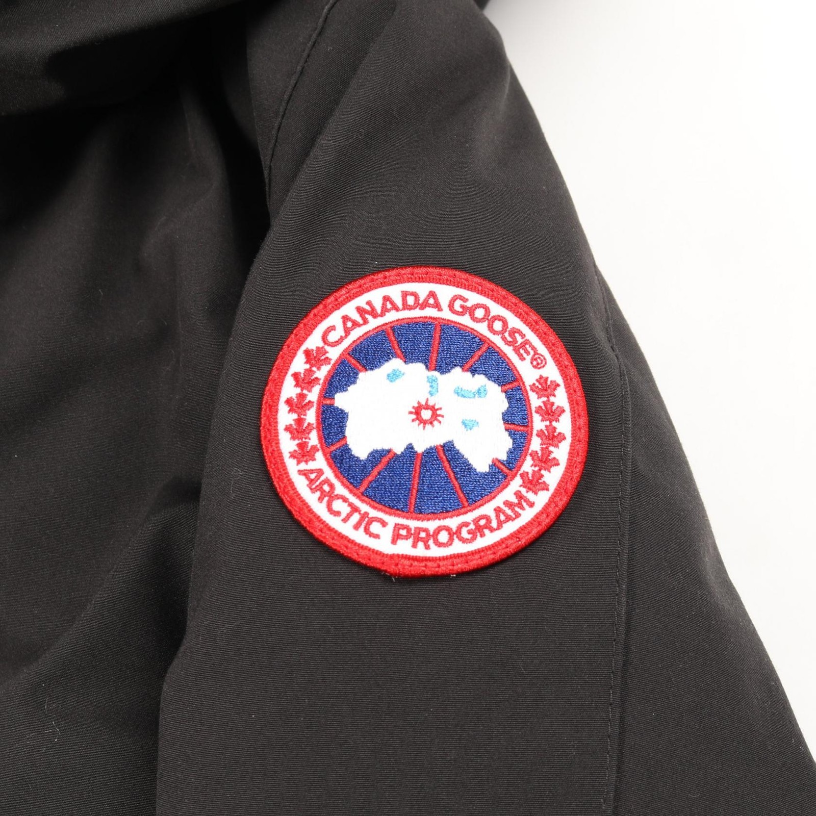 Canada Goose Victoria Hoodie Down Jacket Outerwear Polyester Women's Black 3037L thumbnail 5