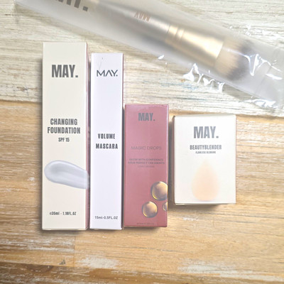 MAY. Set 5-tlg. Foundation SPF 15, Mascara, Magic Drops, Blender, Pinsel