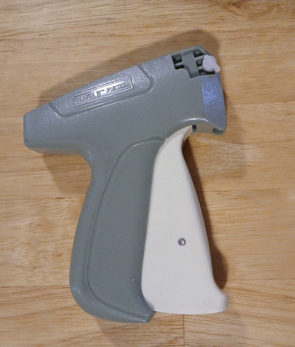 Vintage Dennison Mark II Tagging Gun 08956 Pistol Grip Swiftacher Retired USA
