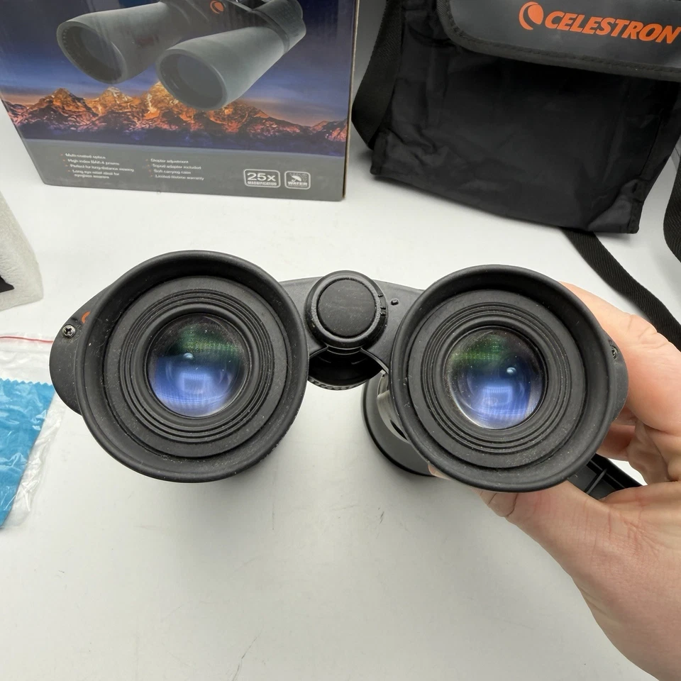 Celestron Skymaster 25x70 Porro Prism Binoculars - Image 3 of 4