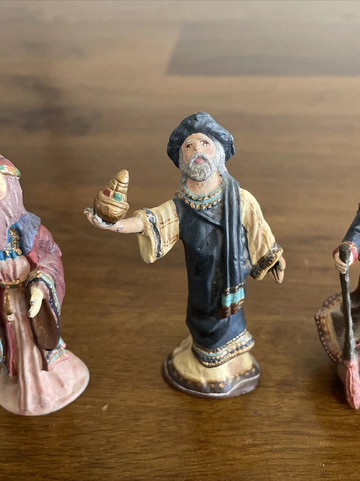 Lot Of 5 Duncan Royale History of Santa 1986 1st/500 Ltd. Edition 3” Christmas - Image 3 of 4