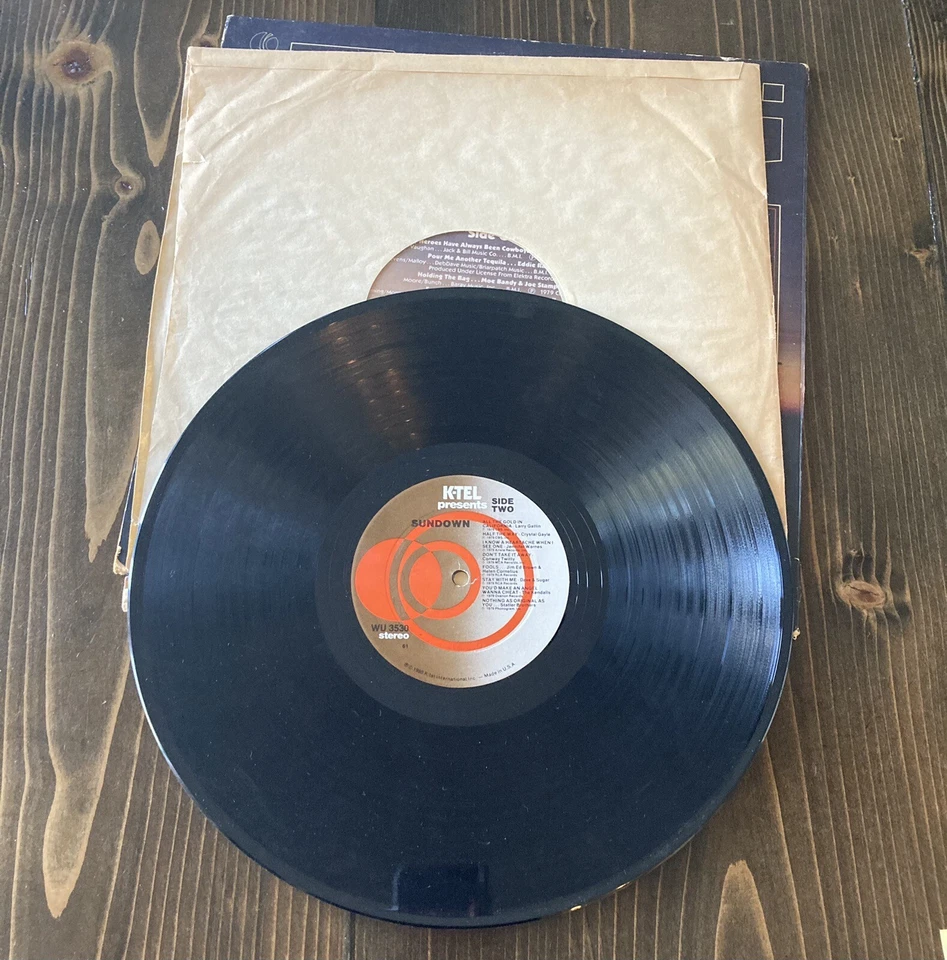 Sundown 1980 K-TEL Vinyl Record Album Compilation LP W/ Willie Nelson & More - Image 3 of 3