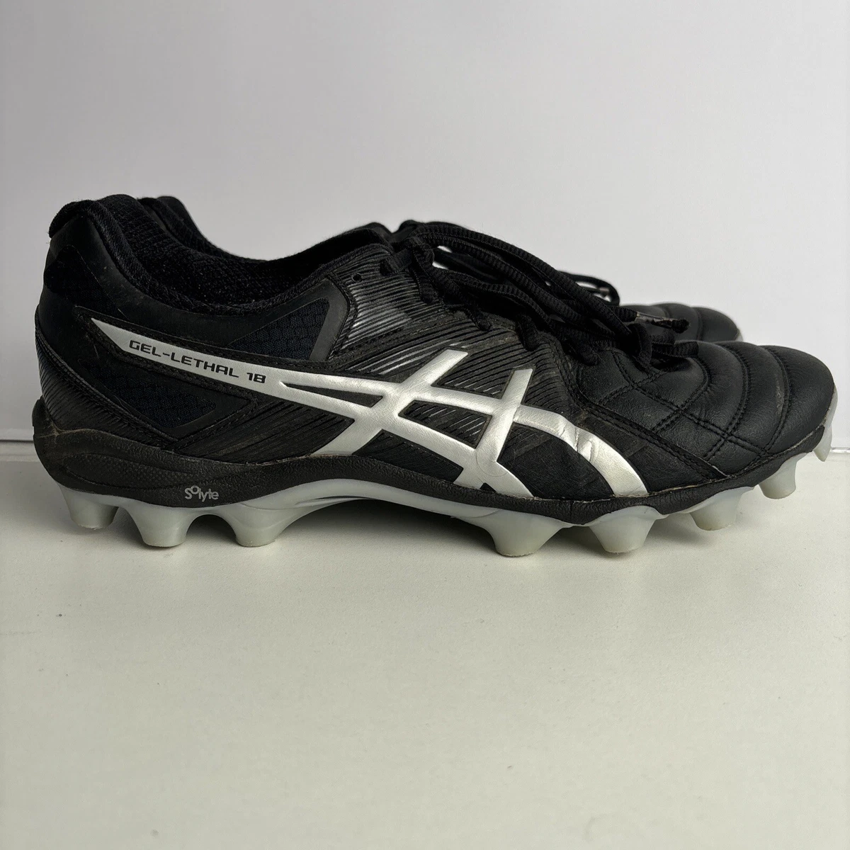 Asics lethal best sale 18