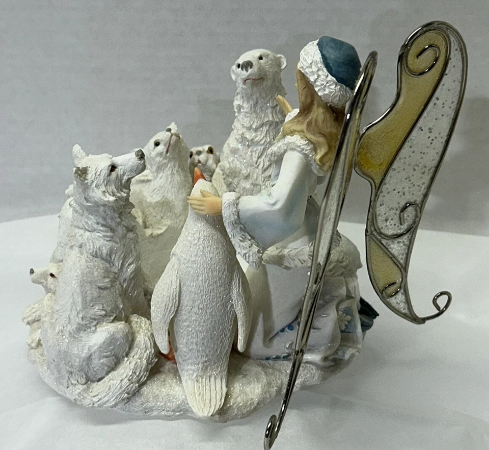 "Candelabro de resina Angel & Wild Animals, 6"" de alto" Foto 3 de 4