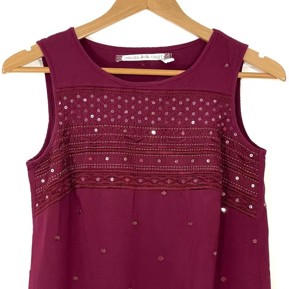 Vestido ajustado Chelsea & Violet para mujer talla XS rojo borgoña lentejuelas borla dobladillo Foto 2 de 4
