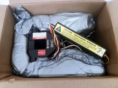 SQUARE D by Schneider Electric / Enercept Meter-300AMP / 3020 E03-2