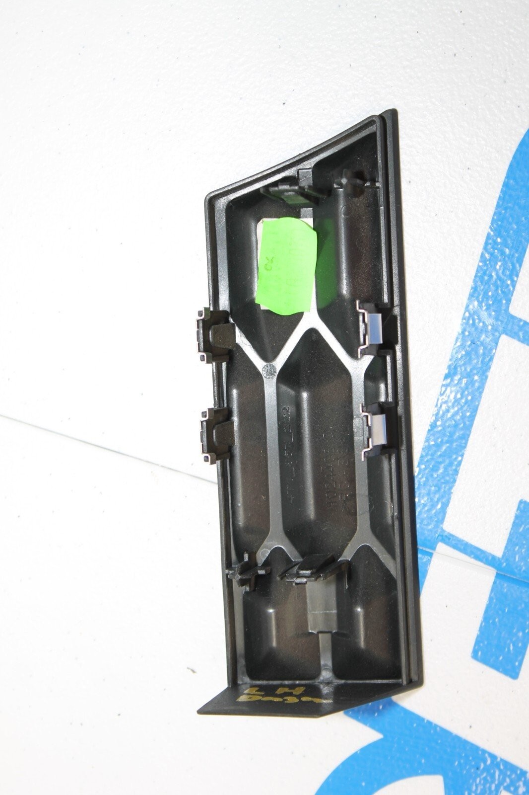 Lamborghini Huracan 2015-2020 Left Trim insert Black P/N 4T1857222